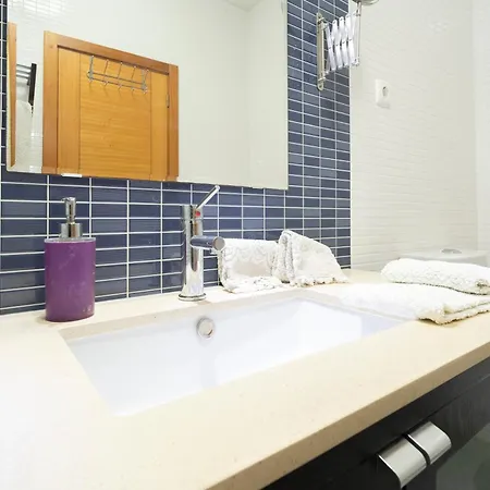 Porto Sea Front Lavra