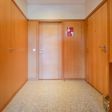 Porto Sea Front Apartment